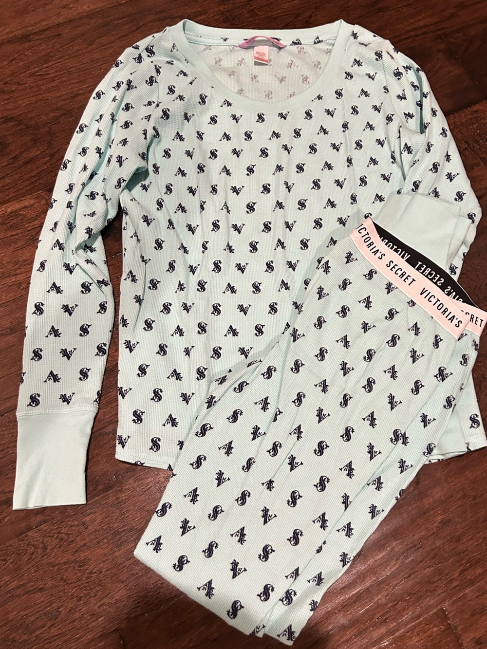 Victoria's Secret Thermal Pajama Set with Navy Monogram Logo Print NWOT Small